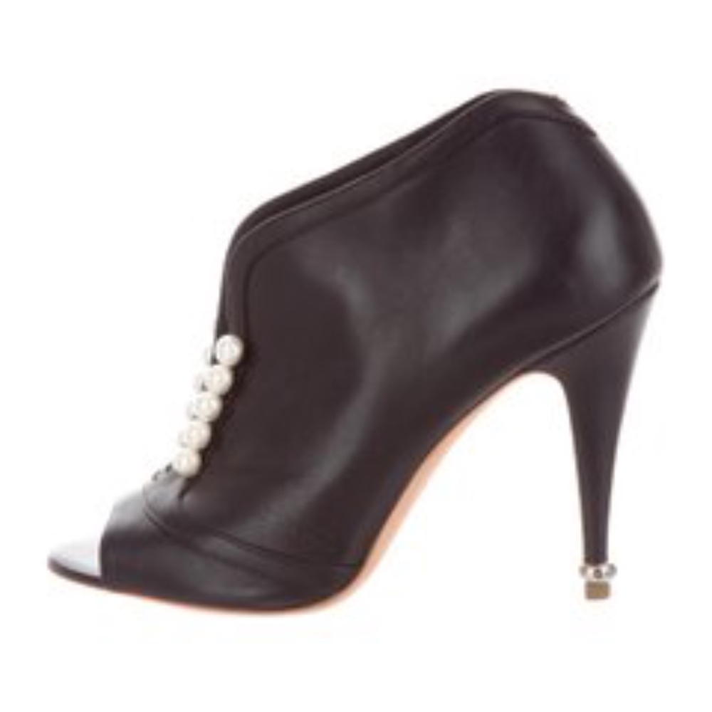 Pearl-Embellished Peep-Toe Pumps